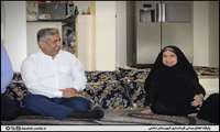 با حضور فرماندار دشتی از خانواده شهید والامقام ناصر حاجیانی در شهر خورموج تجلیل به عمل آمد