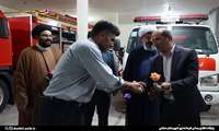 دیدار شب یلدایی فرماندار دشتی و امام جمعه شهرستان با کارکنان اورژانس ۱۱۵ و آتش‌نشانی خورموج