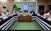 فرهنگ ایثار و شهادت در جامعه ترویج شود